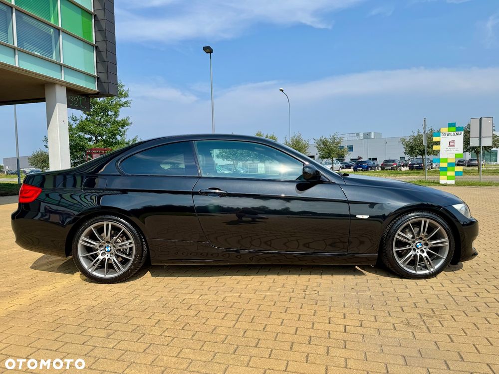 BMW Seria 3 320i - 10