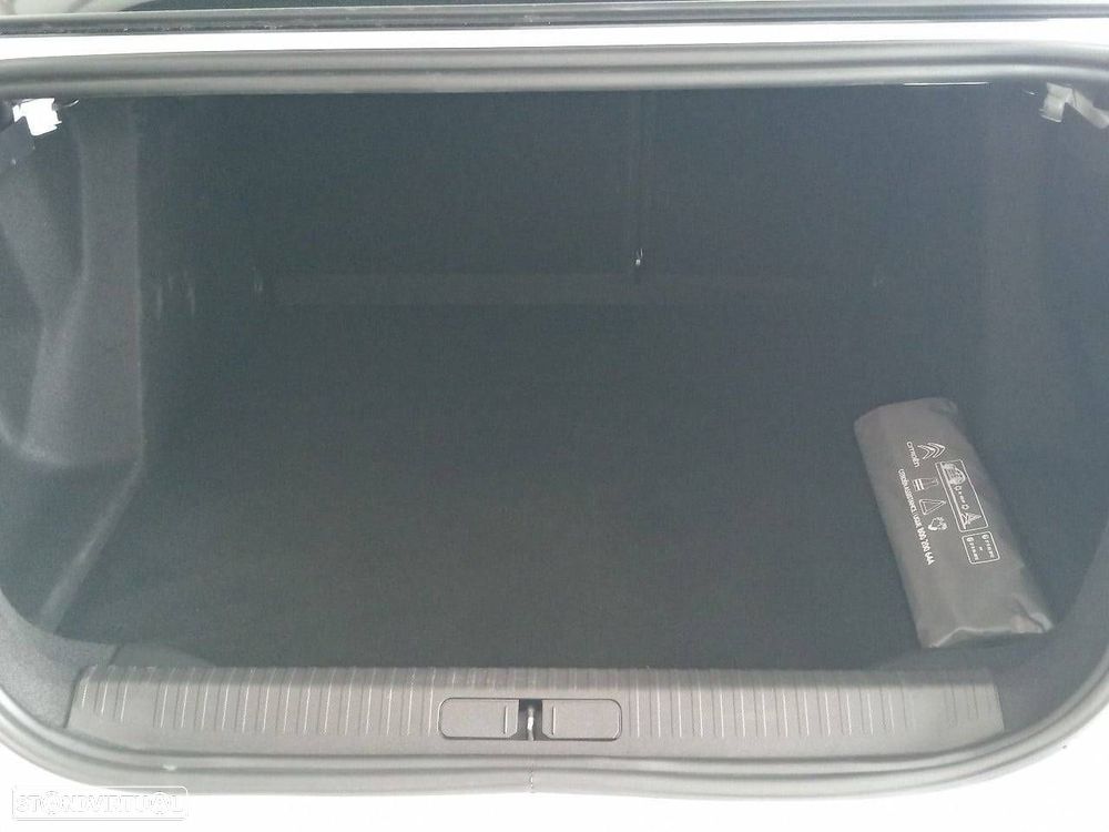 Citroën C4 X 1.2 PureTech Plus EAT8 - 7