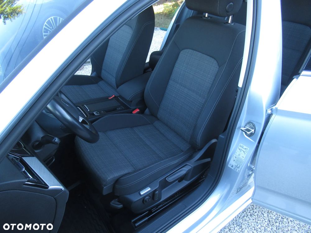 Volkswagen Passat 1.5 TSI EVO Business - 6