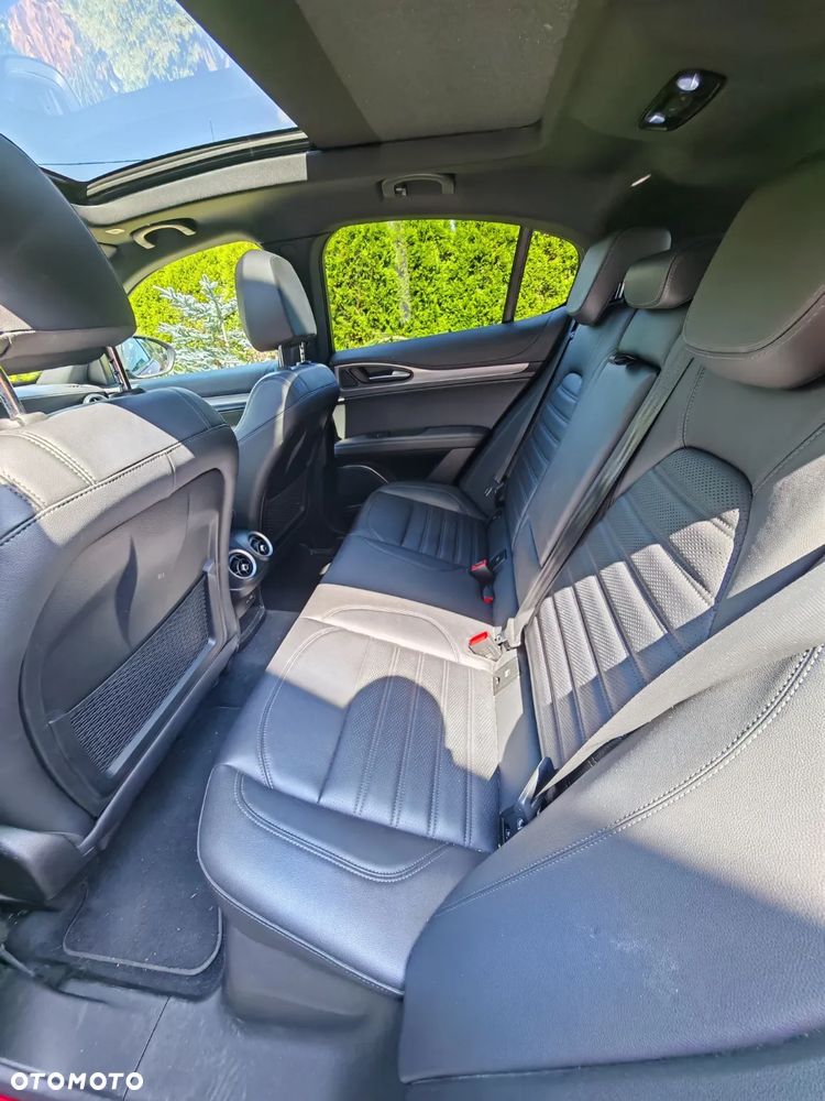 Alfa Romeo Stelvio 2.0 Turbo Veloce Q4 - 7