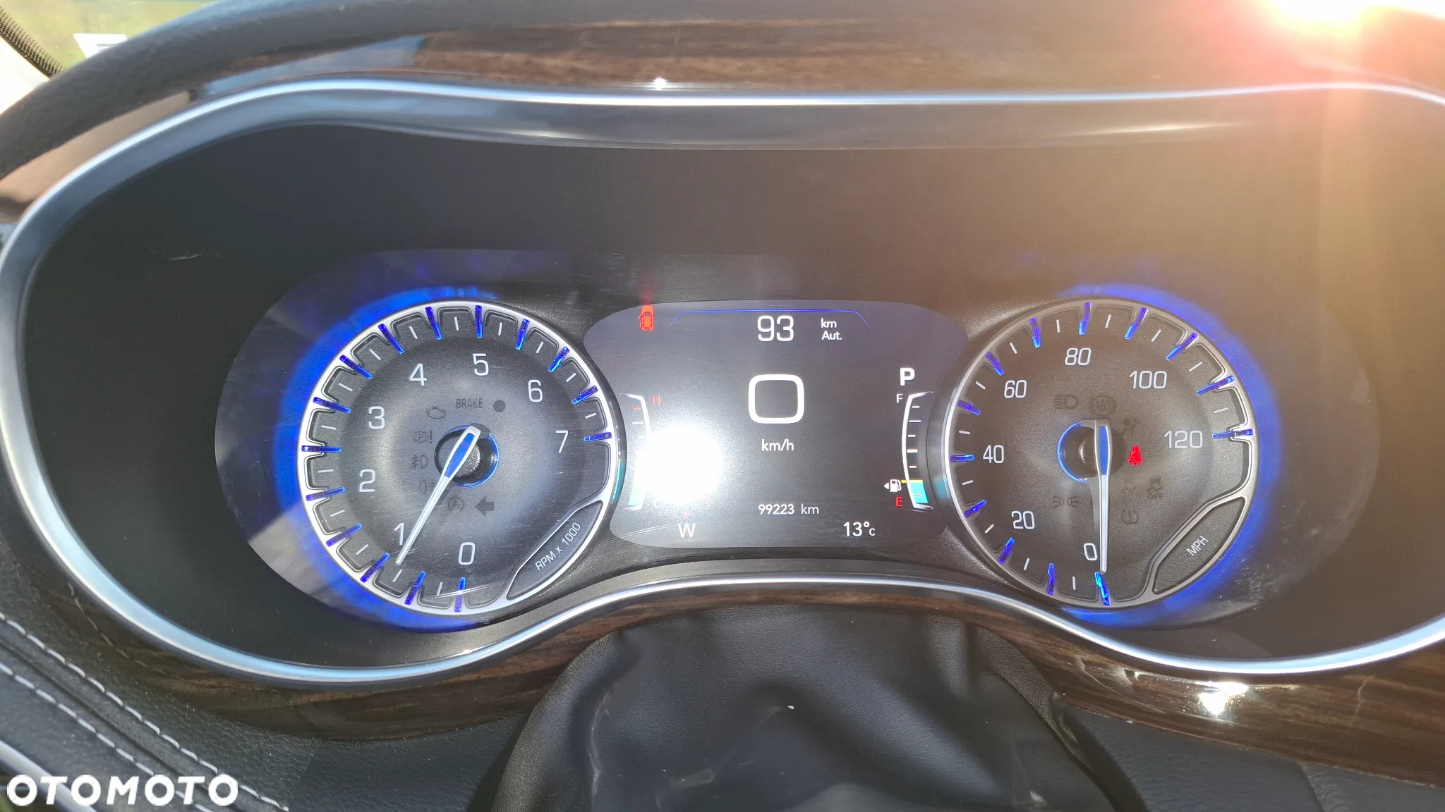 Chrysler Pacifica - 13