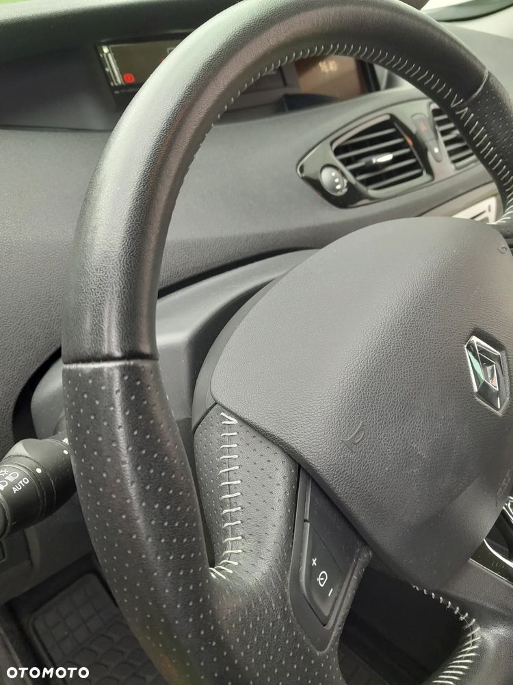 Renault Scenic 1.5 dCi Energy Bose EDC EU6 - 20