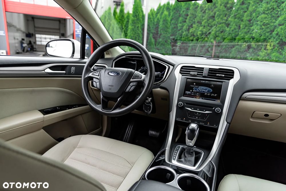 Ford Mondeo - 22