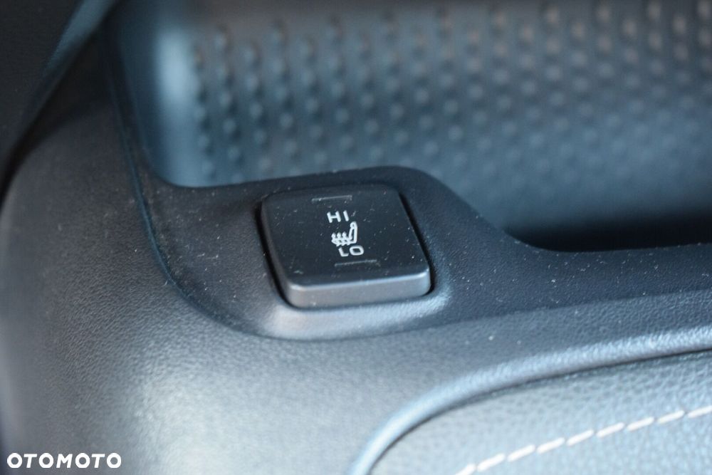 Toyota Corolla 2.0 Hybrid Comfort - 16