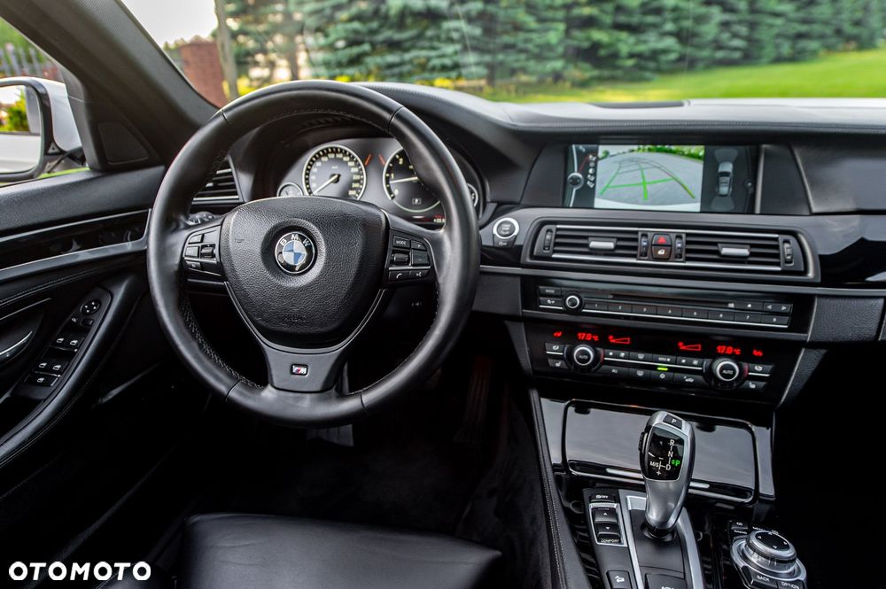 BMW Seria 5 535d xDrive Sport-Aut Modern Line - 24