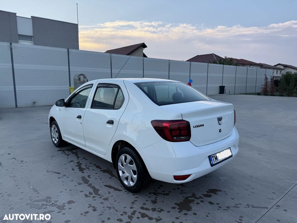 Dacia Logan TCe 90 Essential - 3