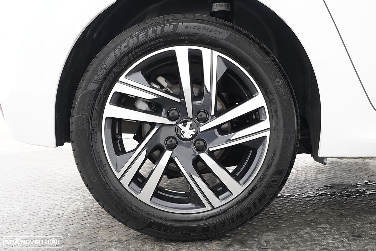 Peugeot 208 1.2 PureTech Allure - 5