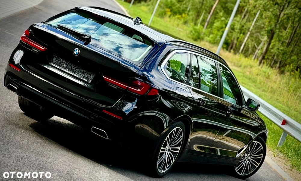 BMW Seria 5 530d xDrive - 13