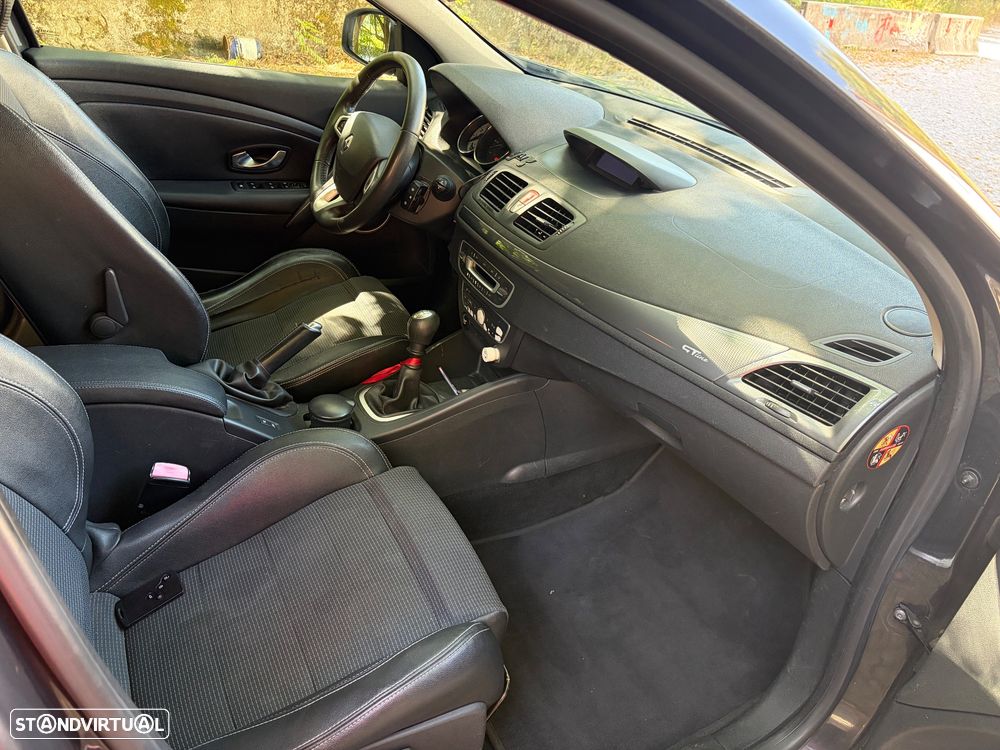 Renault Mégane Sport Tourer 1.5 dCi GT Line - 10