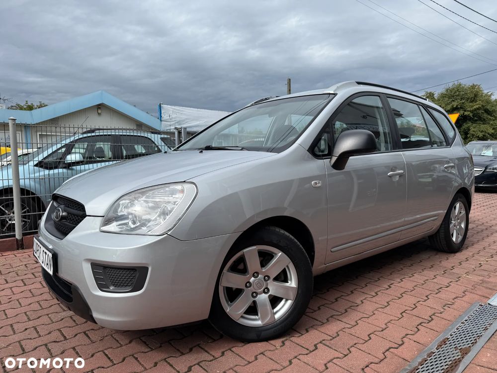 Kia Carens 2.0 CVVT EX - 1