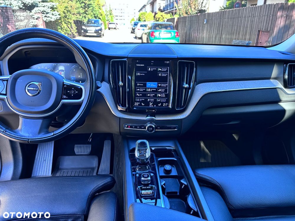 Volvo XC 60 - 22