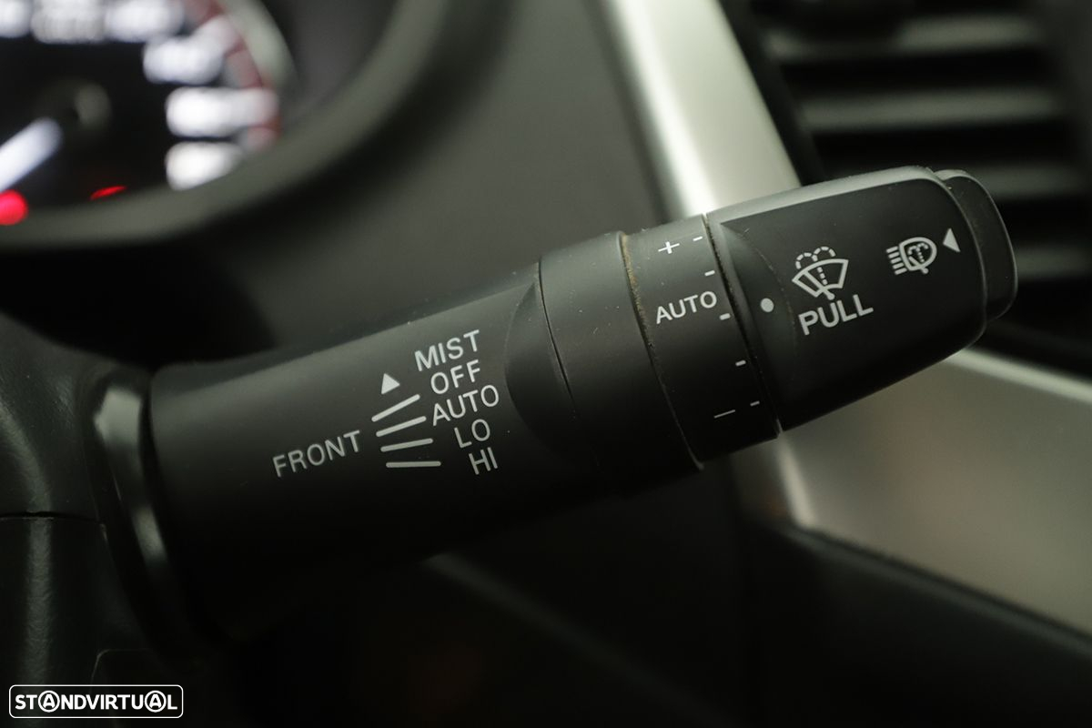 Mitsubishi l200 ver-2-3-di--d-strakar-club-intense-4wd - 17