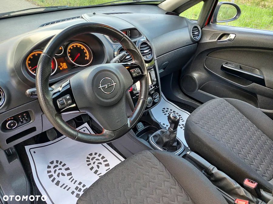 Opel Corsa 1.2 16V Edition / Active - 26