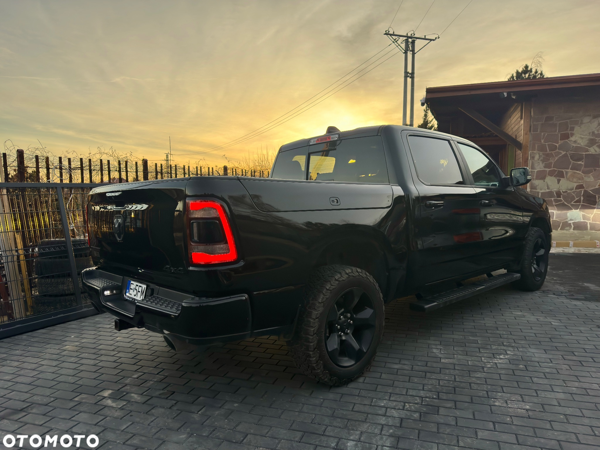 RAM 1500 5.7 Quad Cab Bighorn