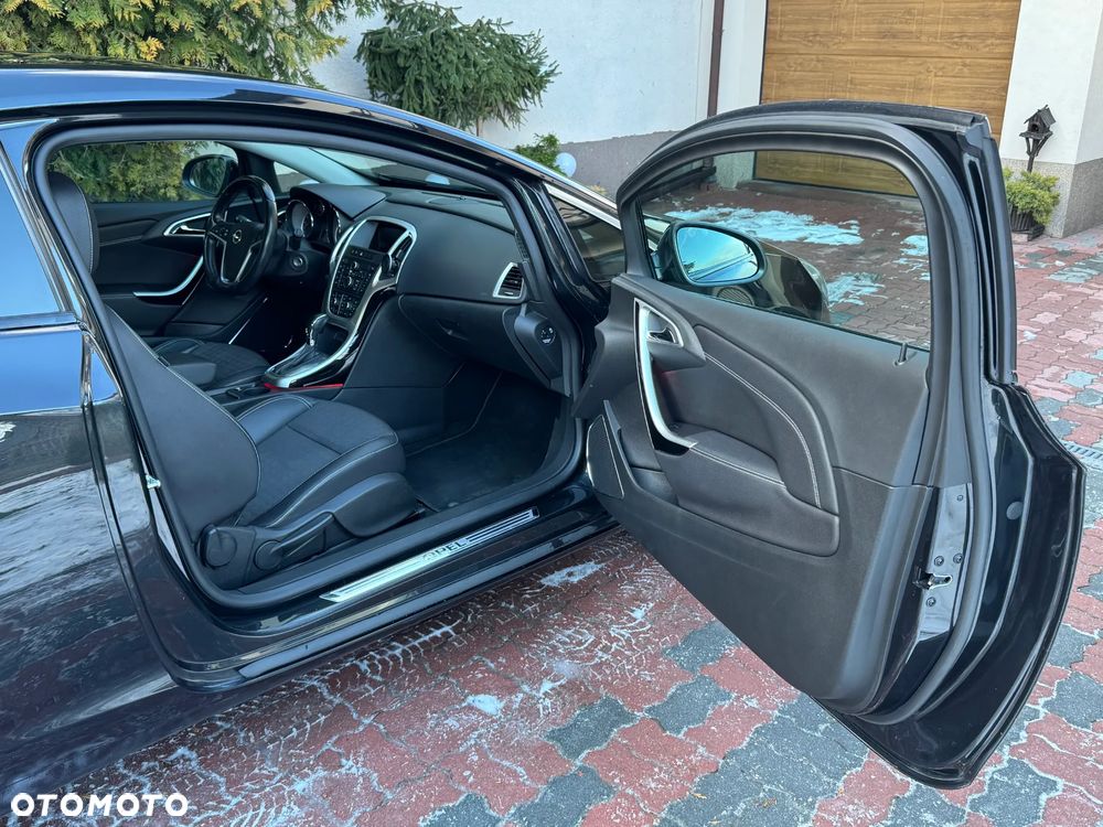 Opel Astra 1.4 Turbo Automatik - 9