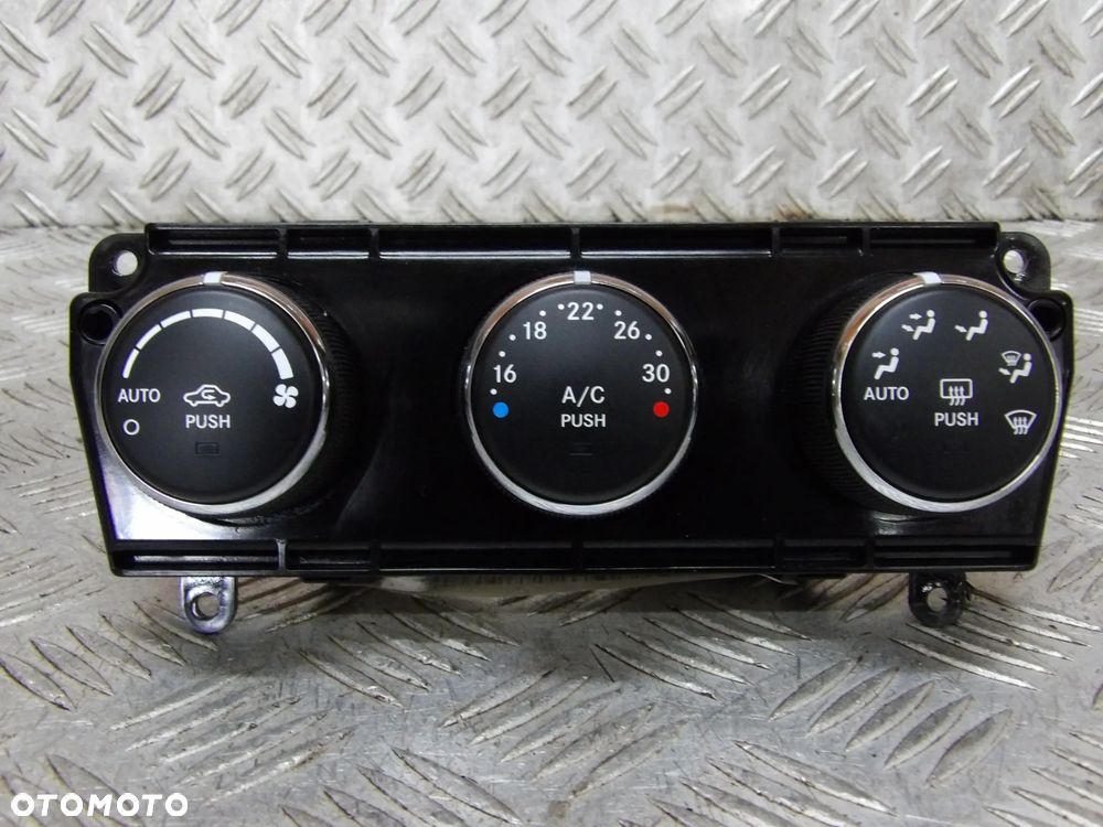 JEEP COMPASS I LIFT PANEL NAWIEWU KLIMATYZACJI P55111134AD