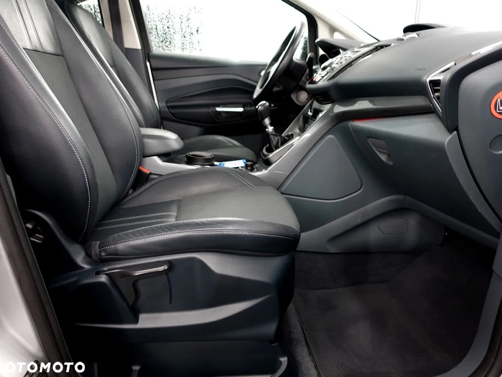 Ford C-MAX 2.0 TDCi Titanium - 12