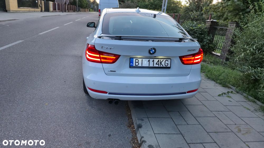 BMW 3GT 328i GT Sport Line - 9