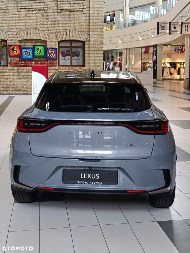 Lexus LBX 1.5 Hybrid Emotion - 3