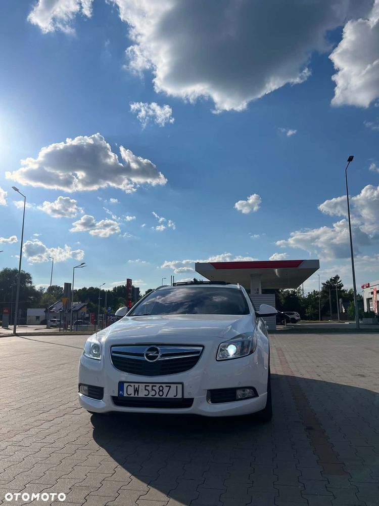 Opel Insignia - 1