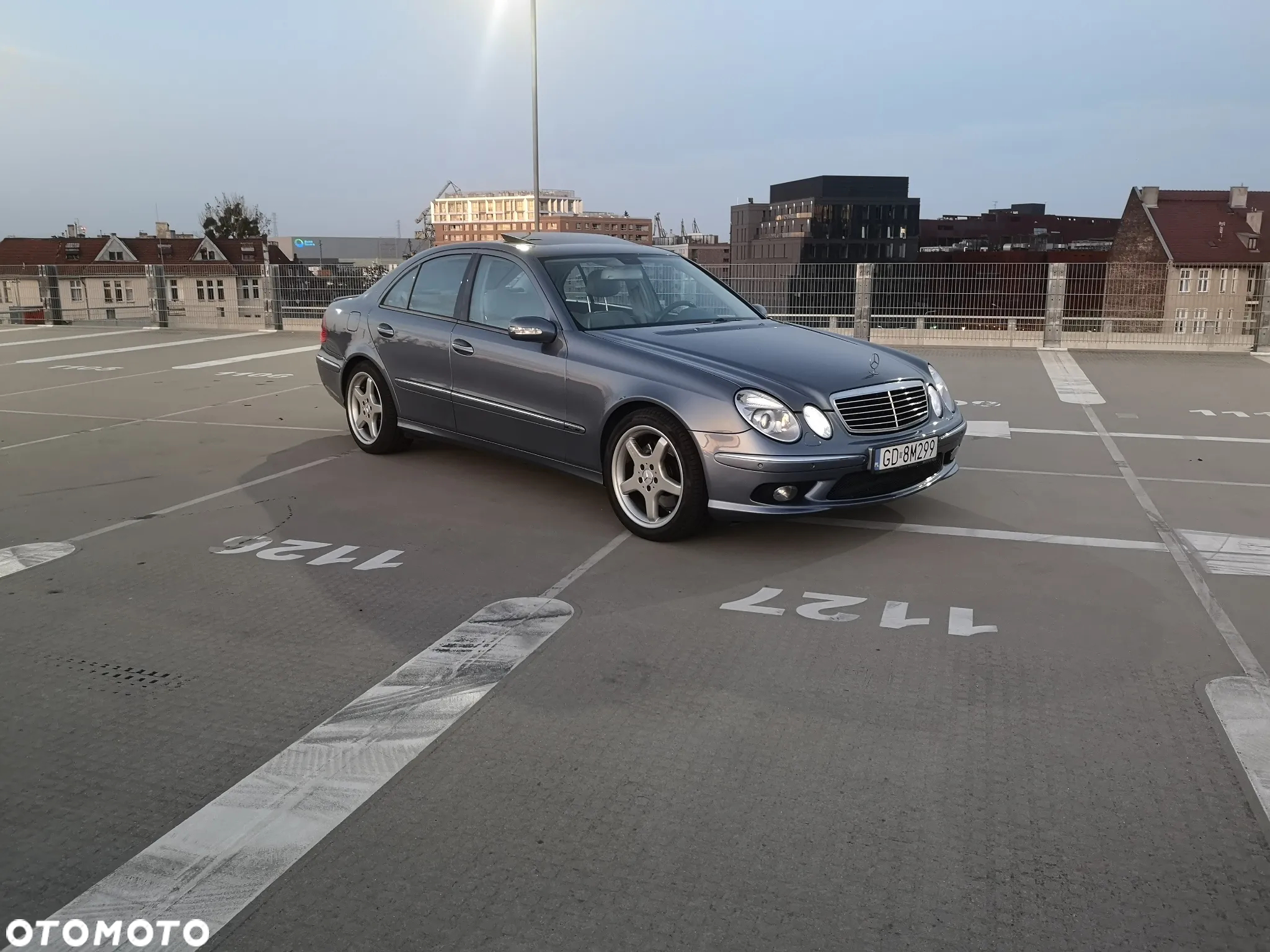 Mercedes-Benz Klasa E 500 Avantgarde - 23