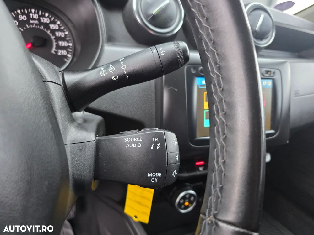 Dacia Duster 1.6 4x2 Laureate - 24