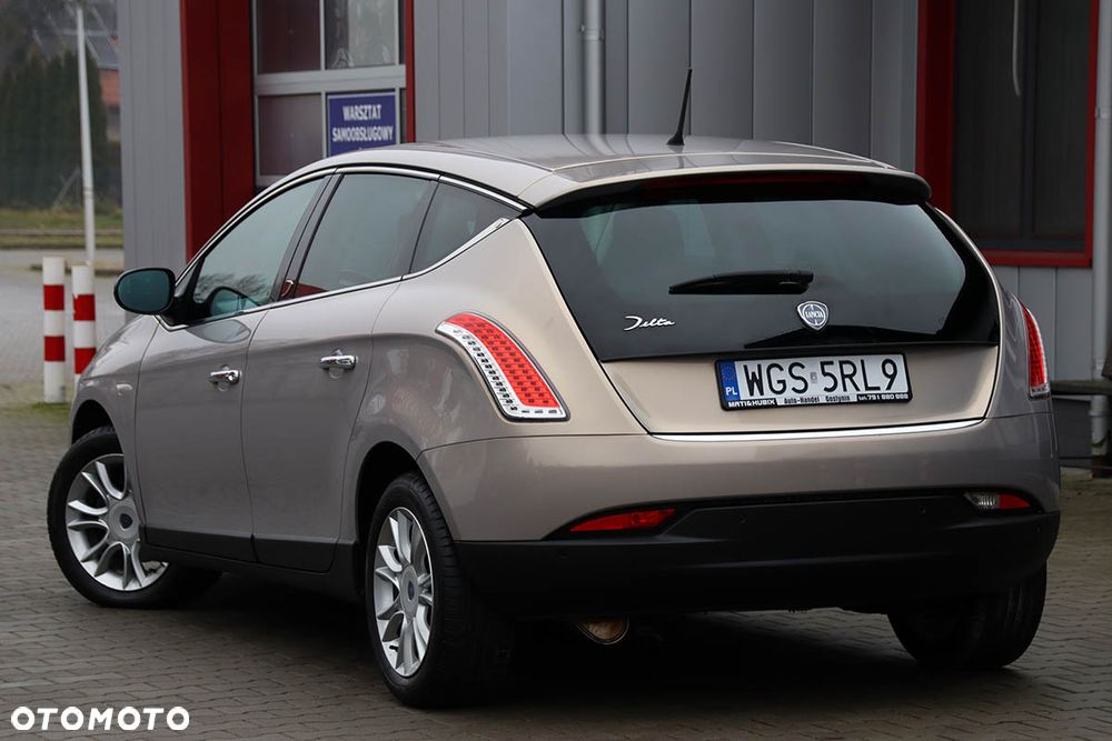 Lancia Delta 1.4 T-Jet 16v Argento - 3