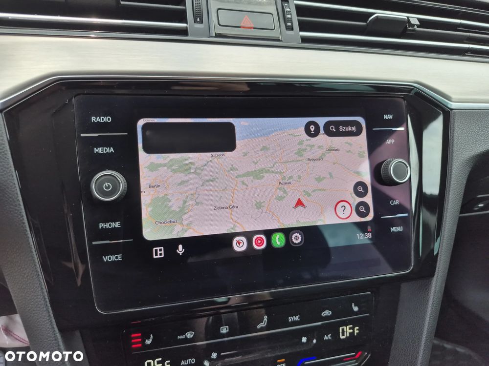 Volkswagen Passat 1.5 TSI EVO Elegance DSG - 12