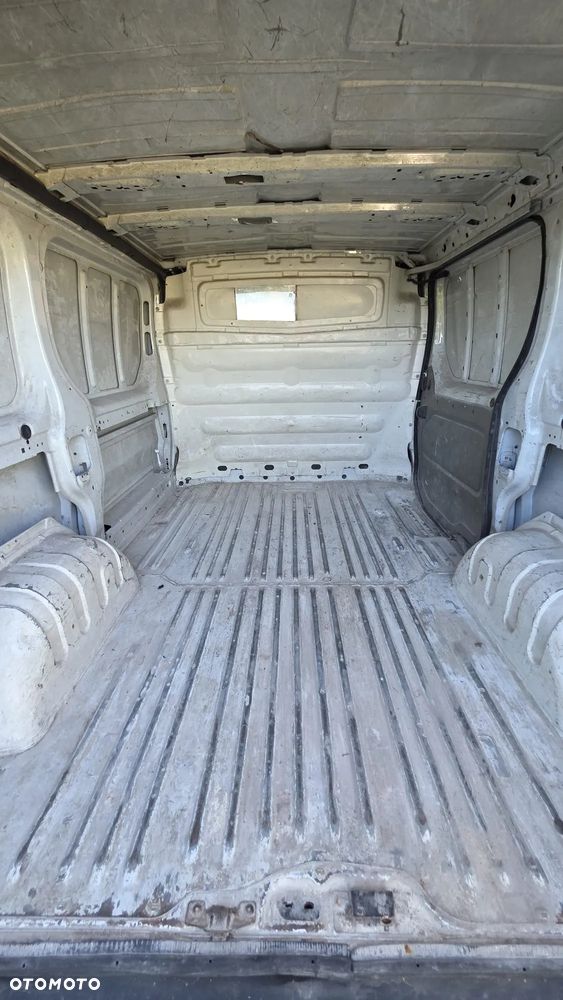 Renault Trafic - 6