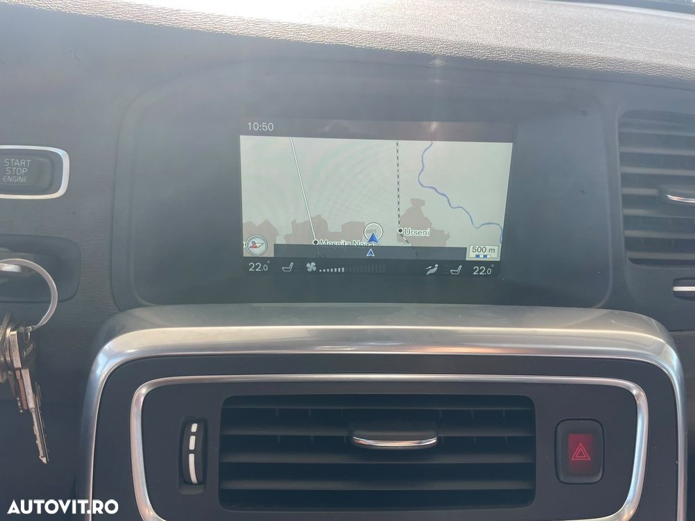 Volvo V60 D5 AWD Kinetic - 16