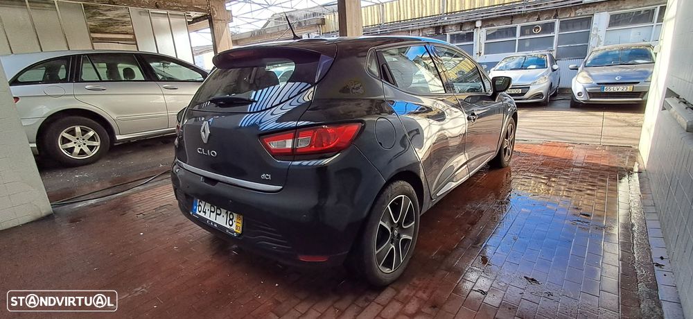 Renault Clio 1.5 dCi Confort - 13