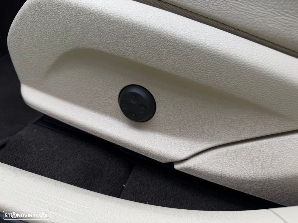 Mercedes-Benz GLC 300 de 4Matic - 19