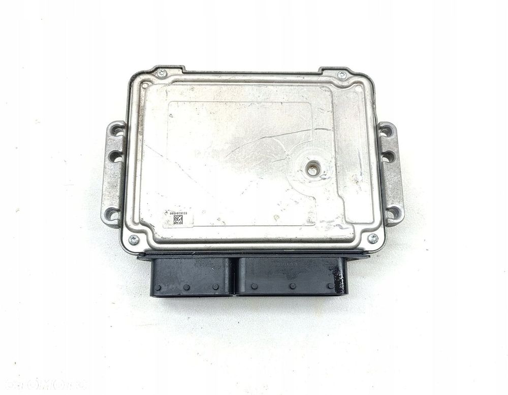 KOMPUTER SILNIKA STEROWNIK VOLVO V60 1.6 31331540 - 2