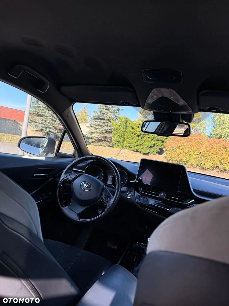 Toyota C-HR 1.8 Hybrid GPF GR Sport - 28