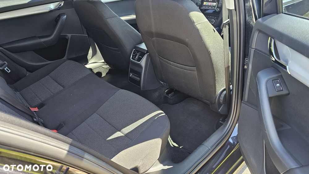 Skoda Octavia 1.6 TDI DPF Elegance - 17