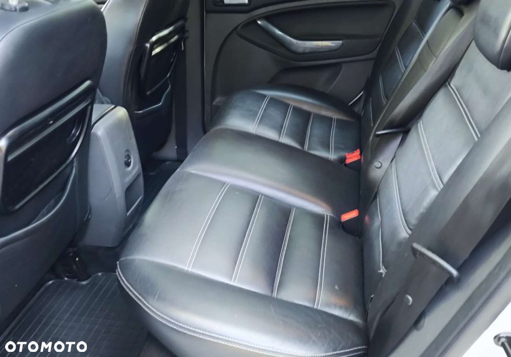 Ford Kuga - 18