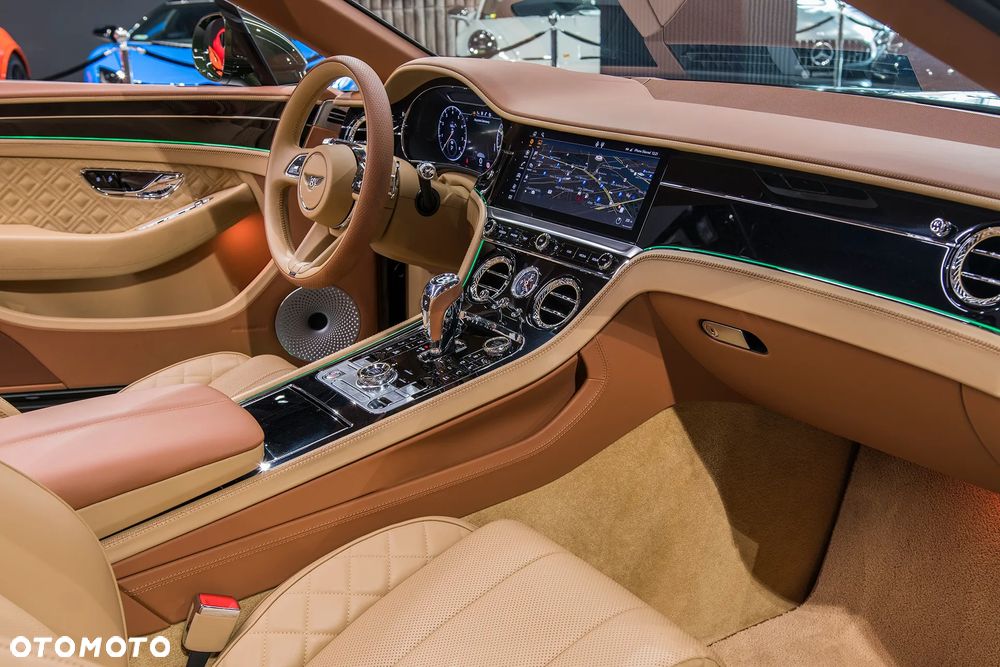 Bentley Continental GT - 12