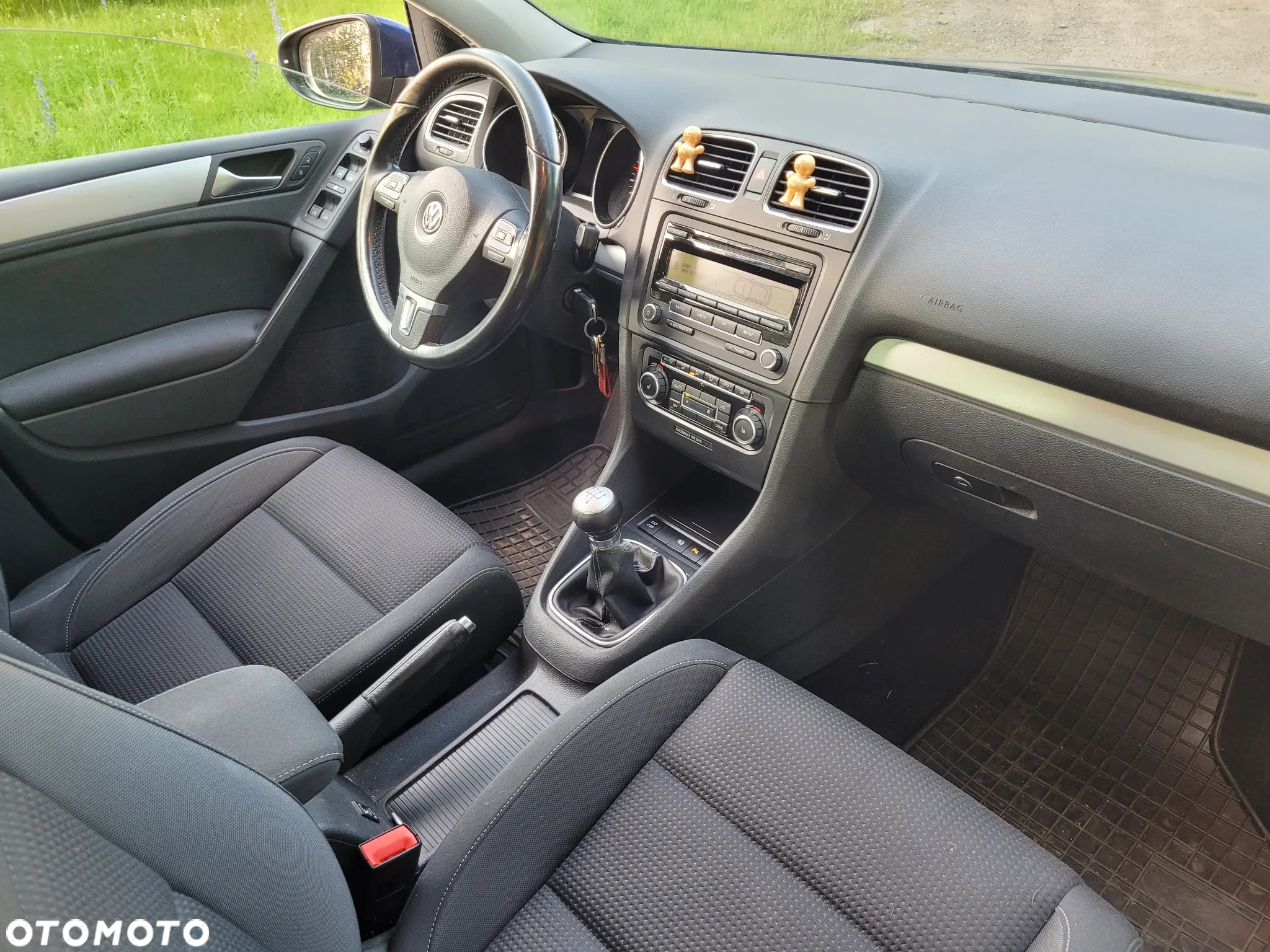 Volkswagen Golf - 8