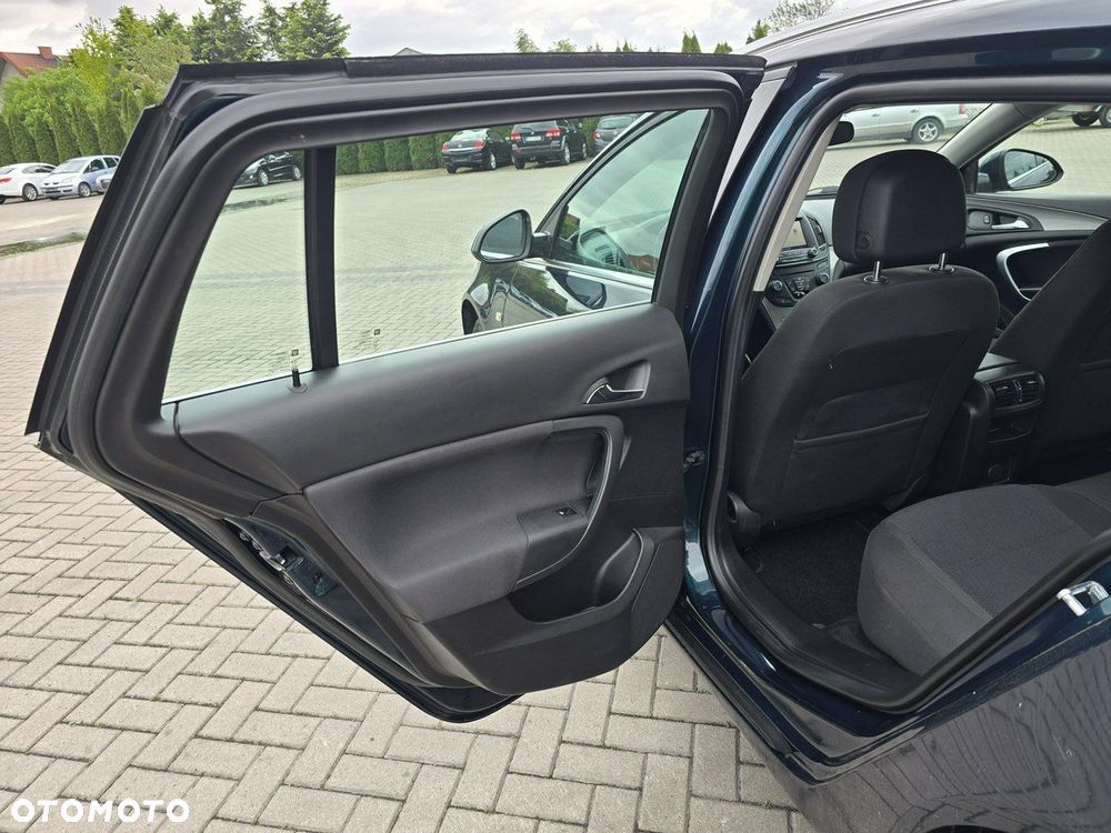 Opel Insignia - 18