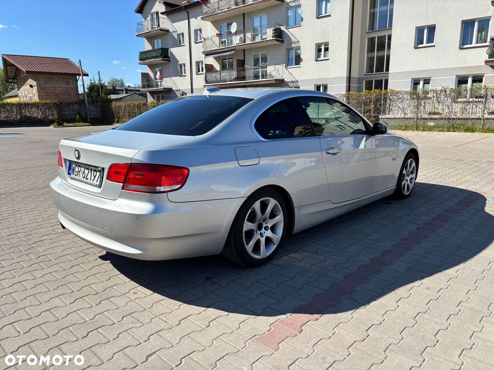 BMW Seria 3 320d DPF - 6