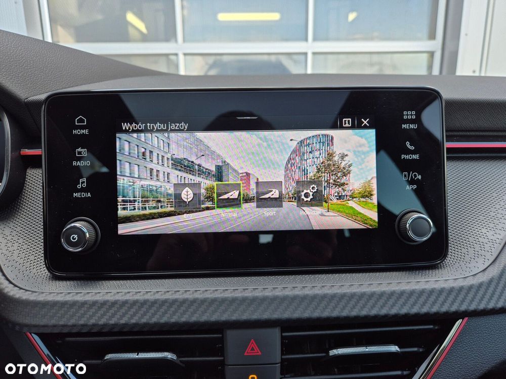 Skoda Kamiq 1.0 TSI Monte Carlo DSG - 34