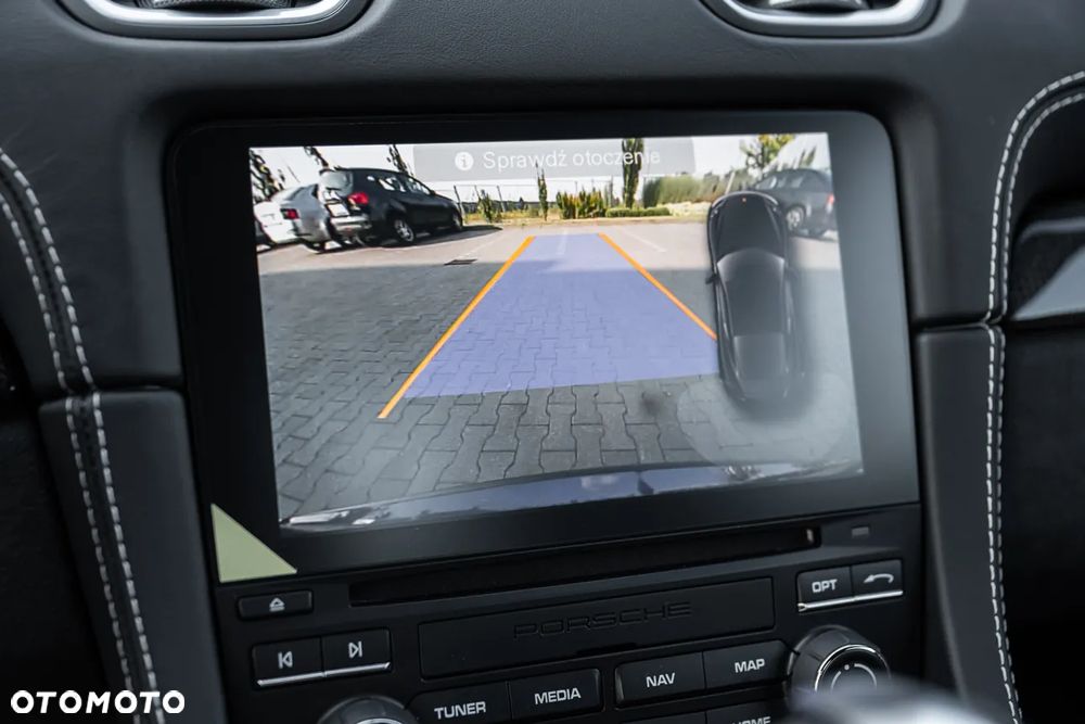 Porsche 718 Cayman - 10