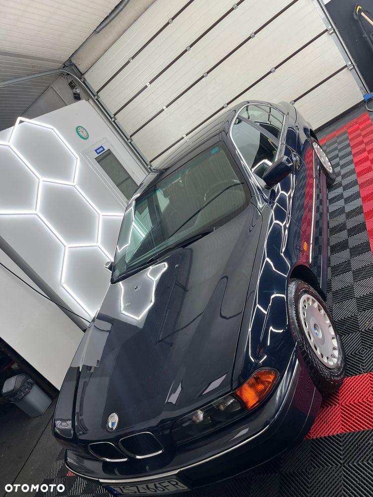 BMW Seria 5 525tds - 2