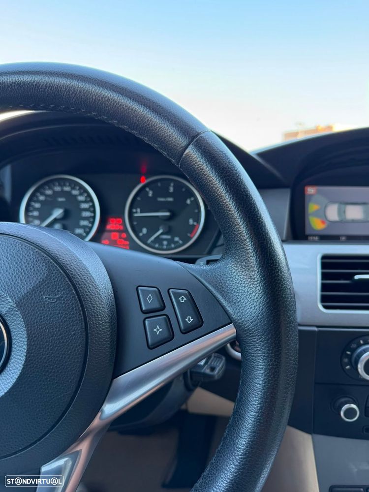 BMW 520 dA Sport - 30