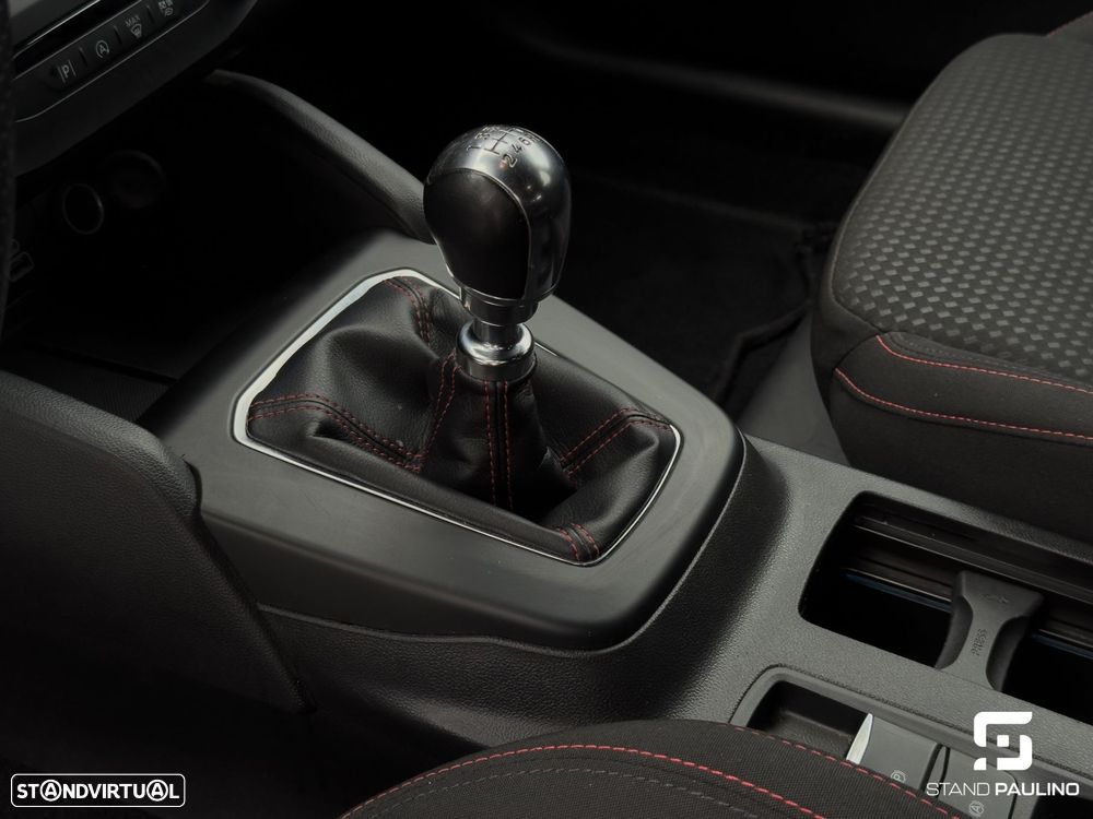 Ford Focus SW 1.0 EcoBoost MHEV ST-Line - 19