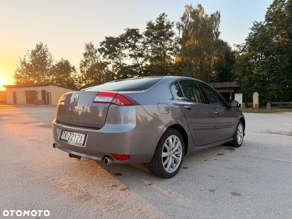 Renault Laguna - 8