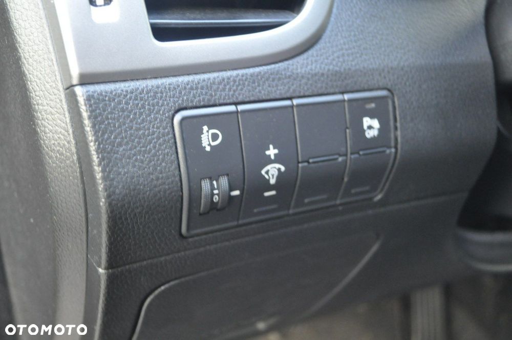 Hyundai i30 1.4 Premium - 13