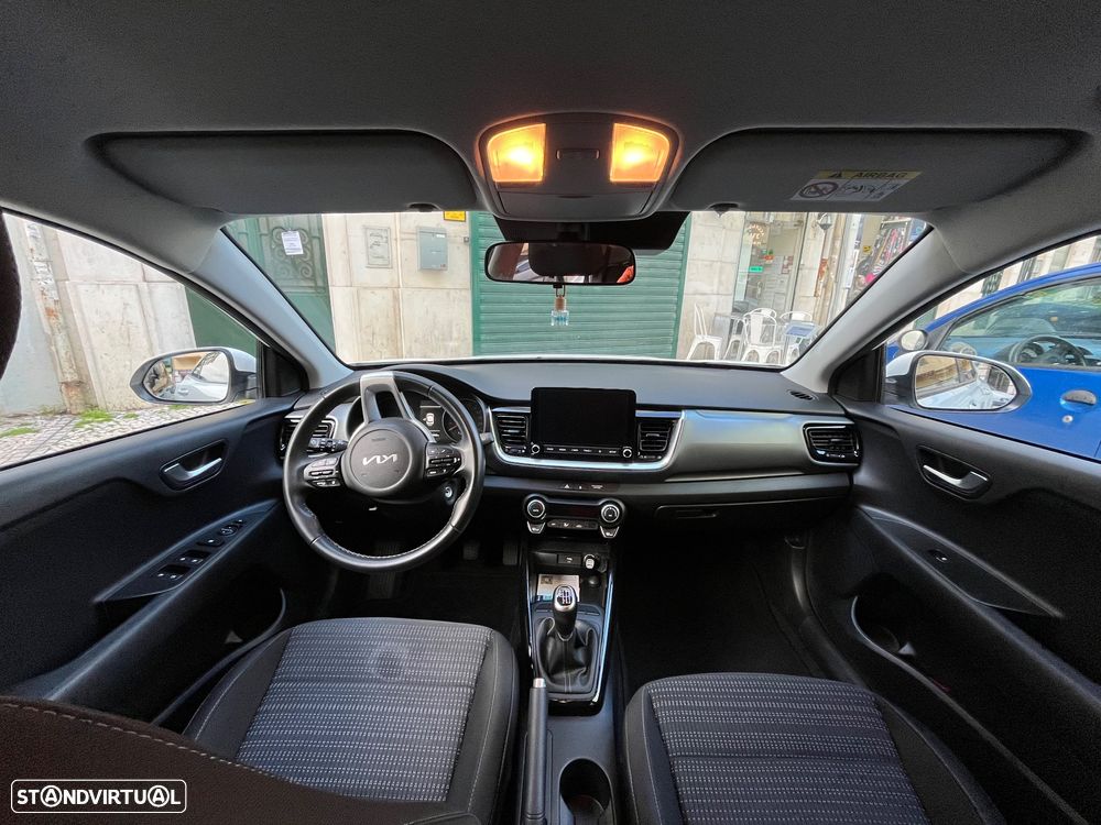 Kia Stonic - 5