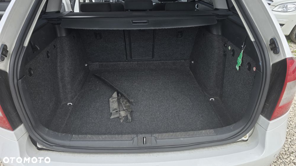 Skoda Octavia 2.0 TDI DPF Elegance - 15