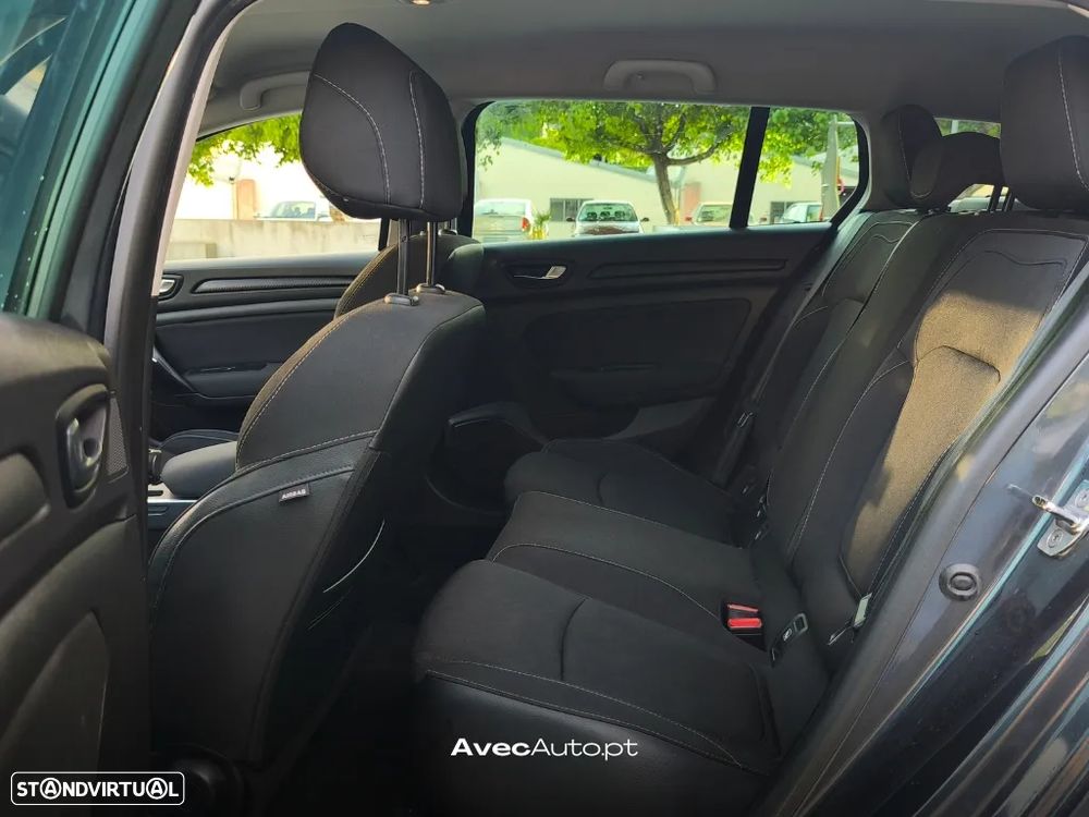 Renault Mégane Sport Tourer 1.5 dCi Limited - 24